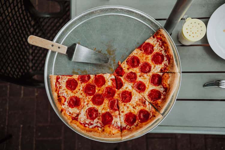 Pepperoni pizza