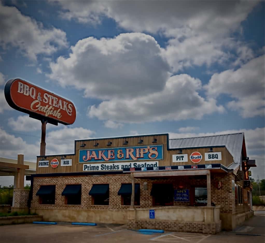 Home - Jake & Rip's Barbecue Restaurant in Grenada, MS