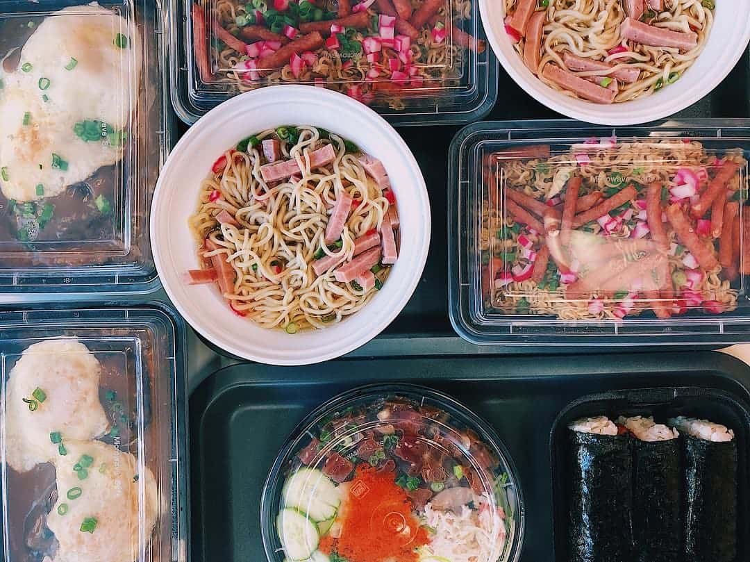 Catering Da Coconut Cafe Hawaiian Restaurant in Temecula, CA