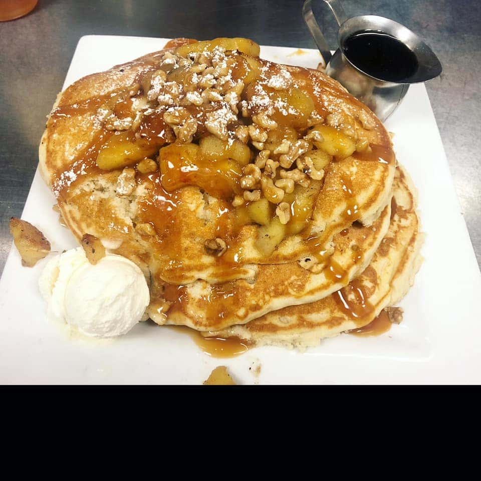 Apple Cinnamon Cakes