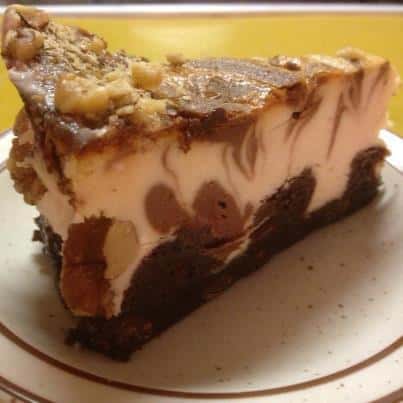 Brownie Chocolate-swirl Cheesecake