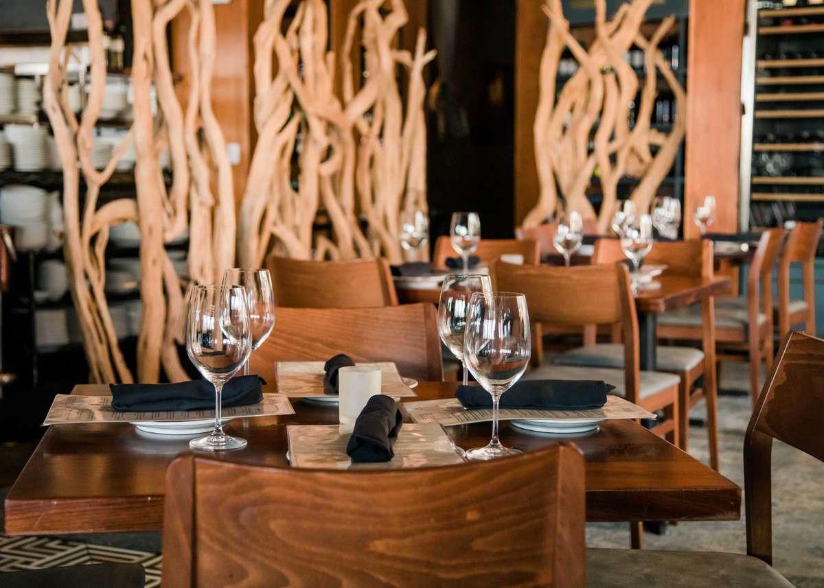 Olea dining room