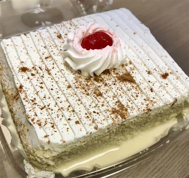 tres leches salvadoreno