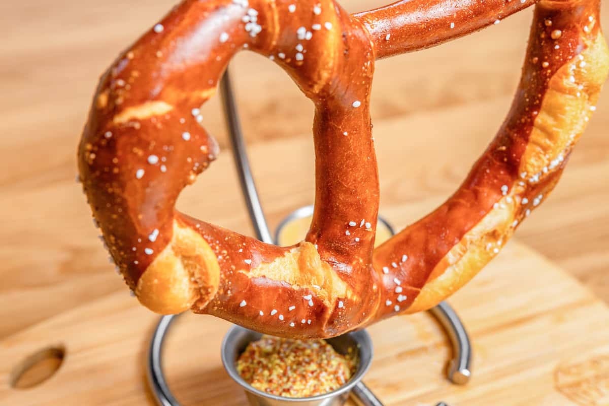 pretzel and ground mustard dip
