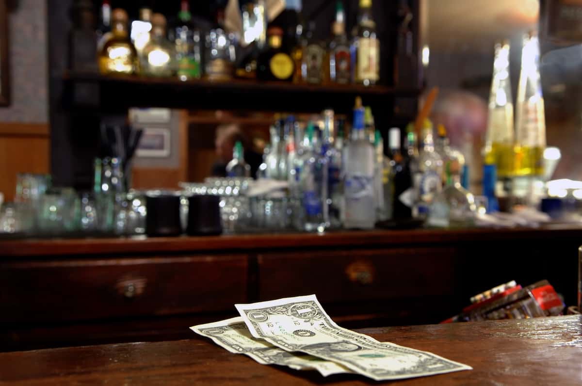 $6 tip left on a bar
