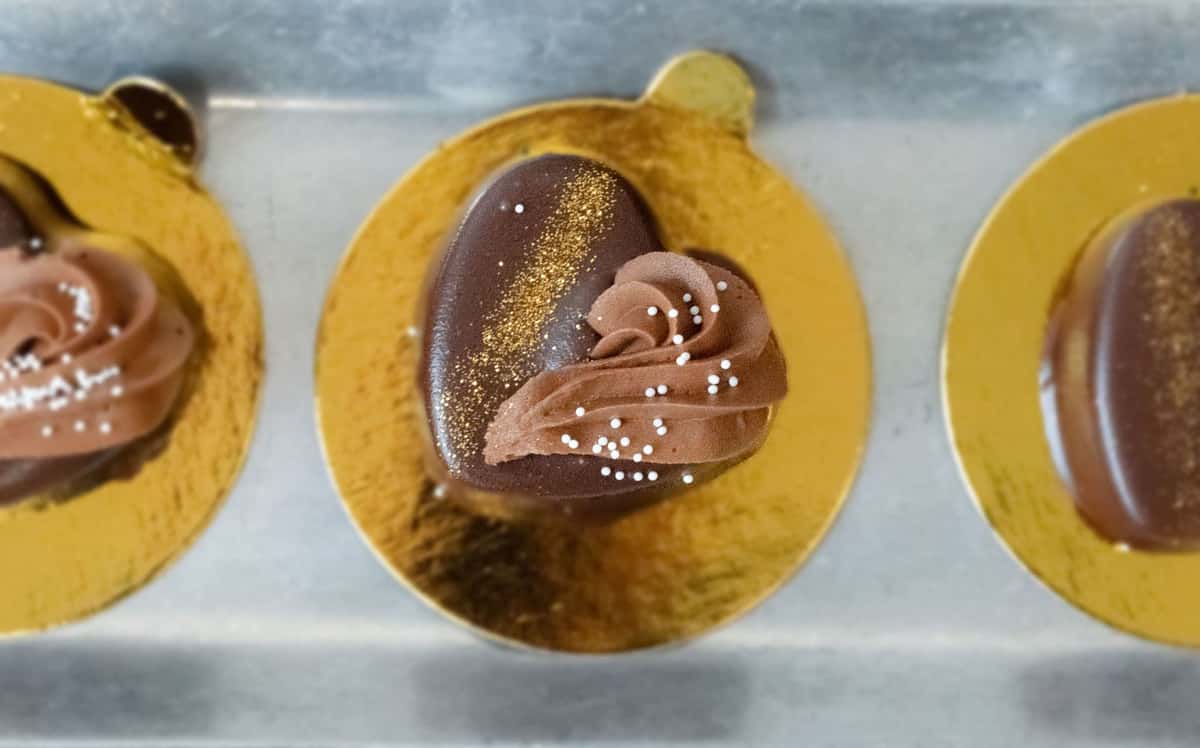 flourless chocolate heart