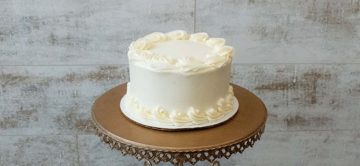 White Chocolate Cake - Grinder – 10AM CAKE