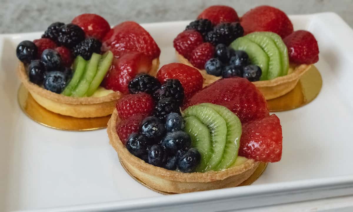 Fresh Fruit Tarts - Dessert Menu - Gabriel's Bakery - From scratch ...