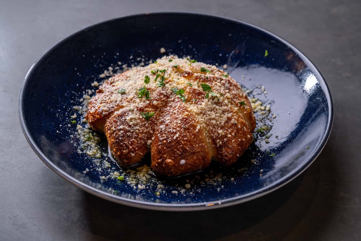 Tear and Share Garlic Bread
