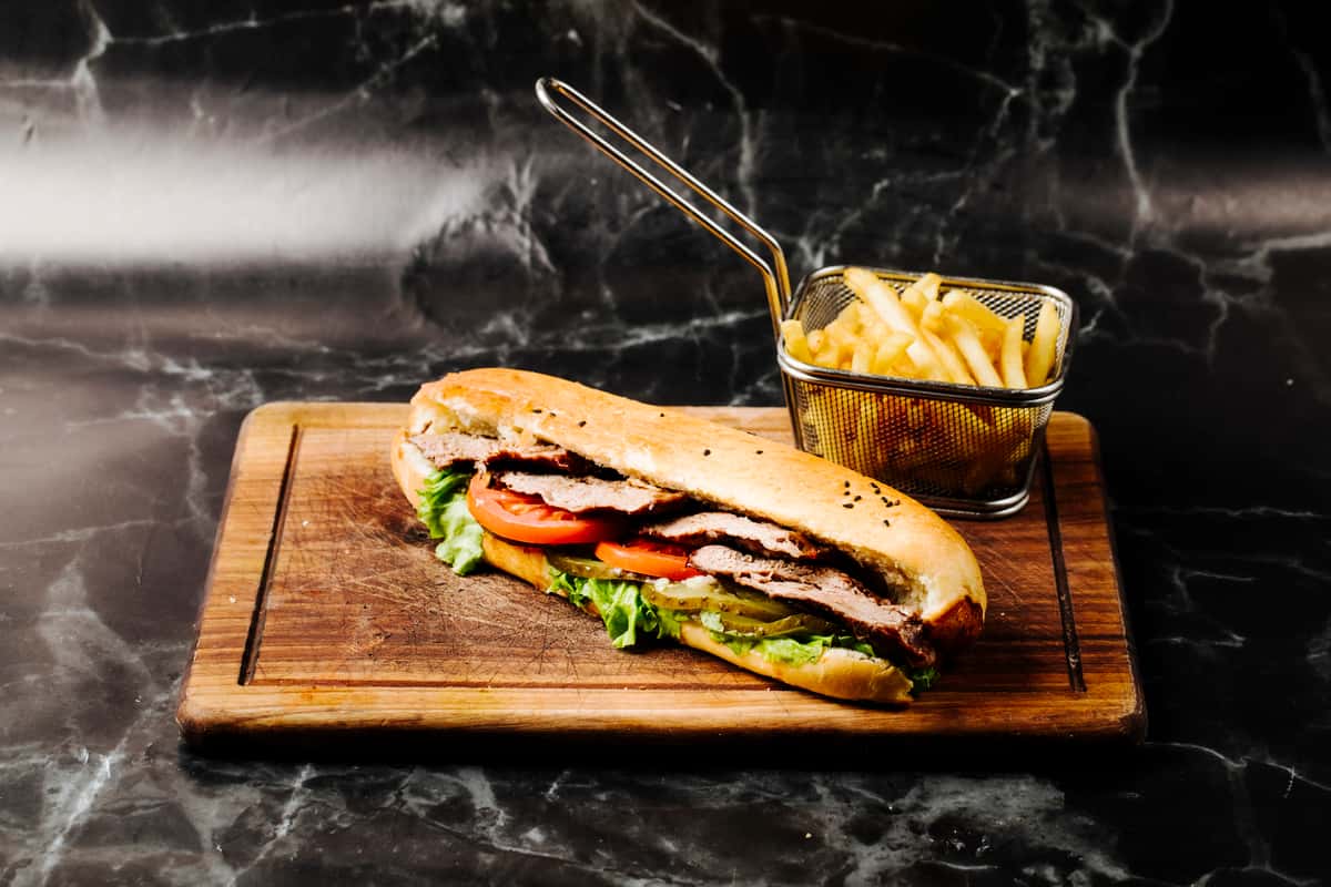 baguette sandwich with fries