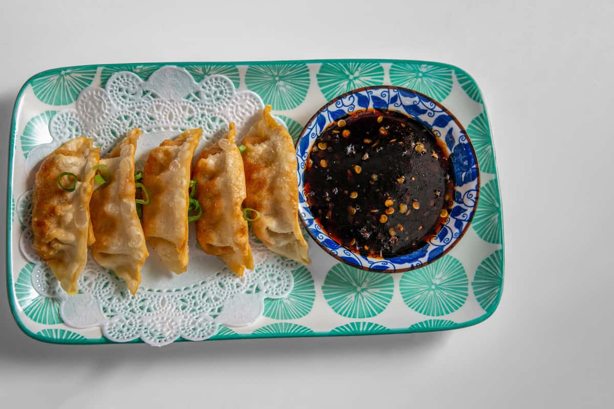 Gyoza with sauce