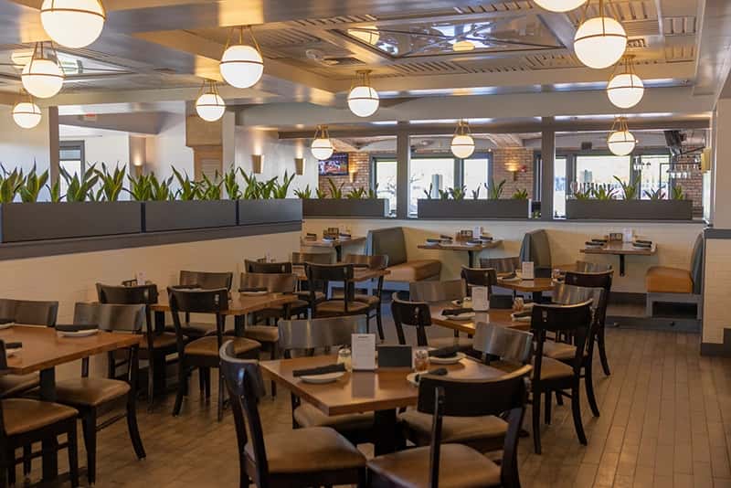 Spinatos Pizza Events in Ahwatukee