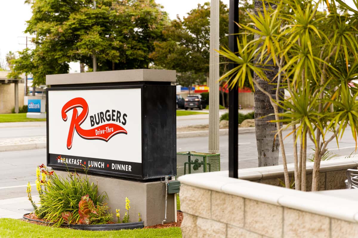 r burger sign
