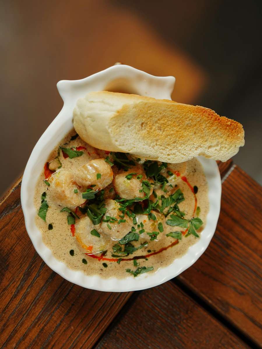 Knoephla Soup with bread