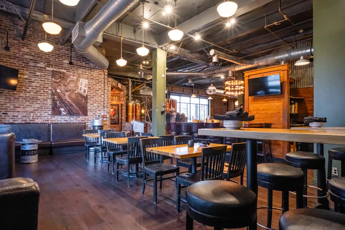 Peachtree Tavern