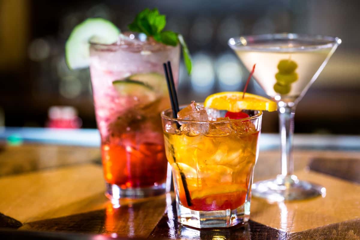 eat drink be social page header image