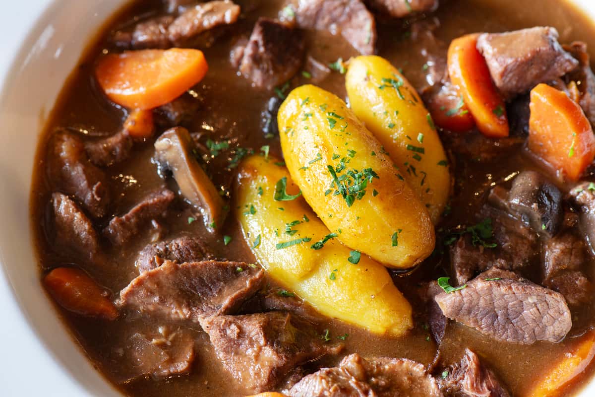 Beef stew in red wine & mushroom sauce | boiled potato