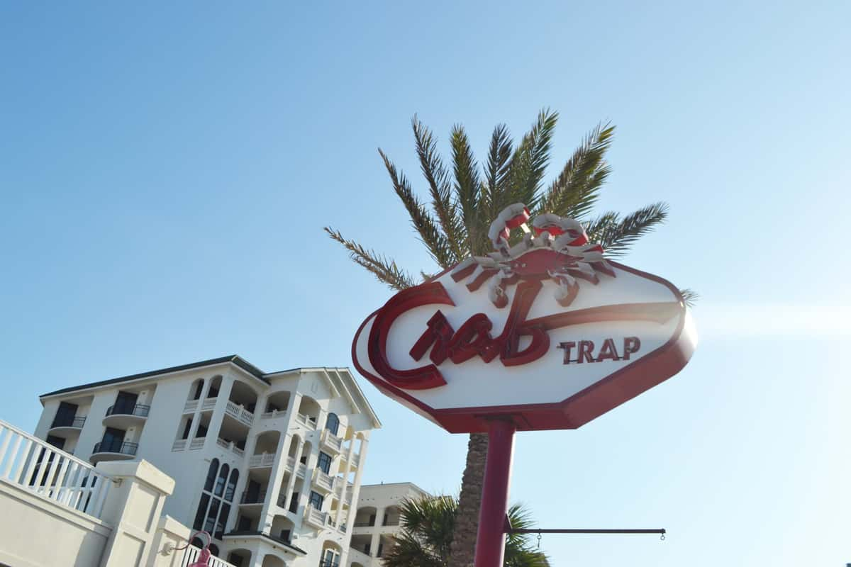 perdido-key-the-crab-trap-seafood-restaurant-in-fl