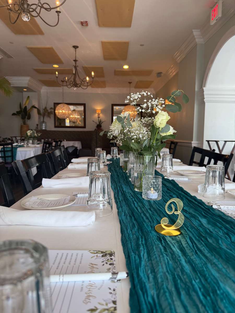 table with runner