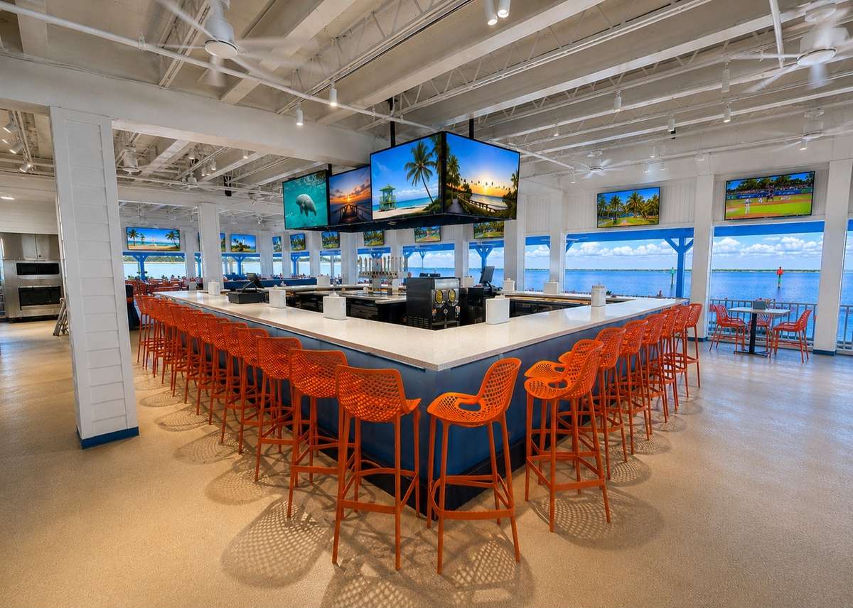 main bar