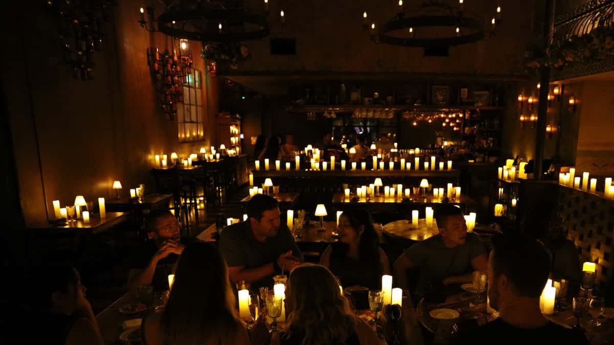 candlelight dinner
