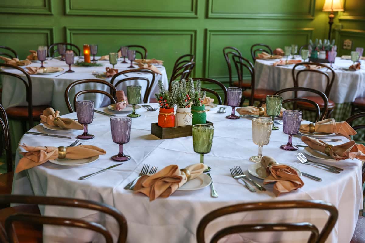 Green Room dining space