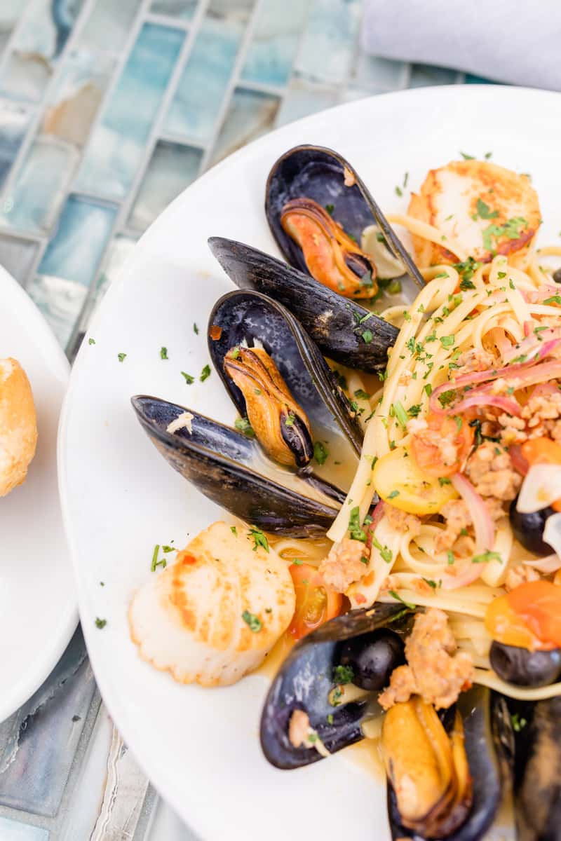 Mussels and pasta