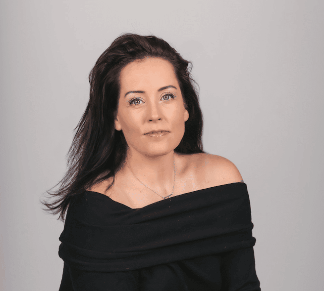 Allison Fruetel-Robbins