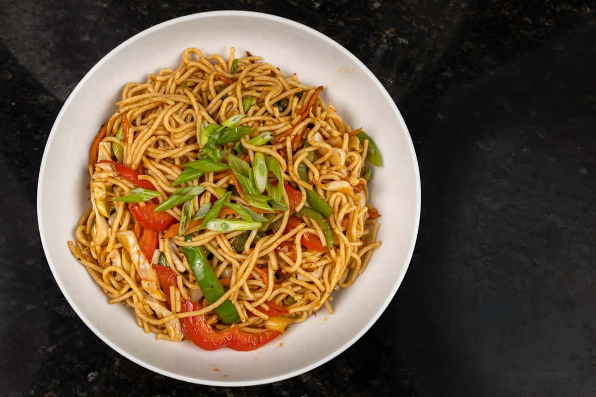 Veg Hakka Noodles