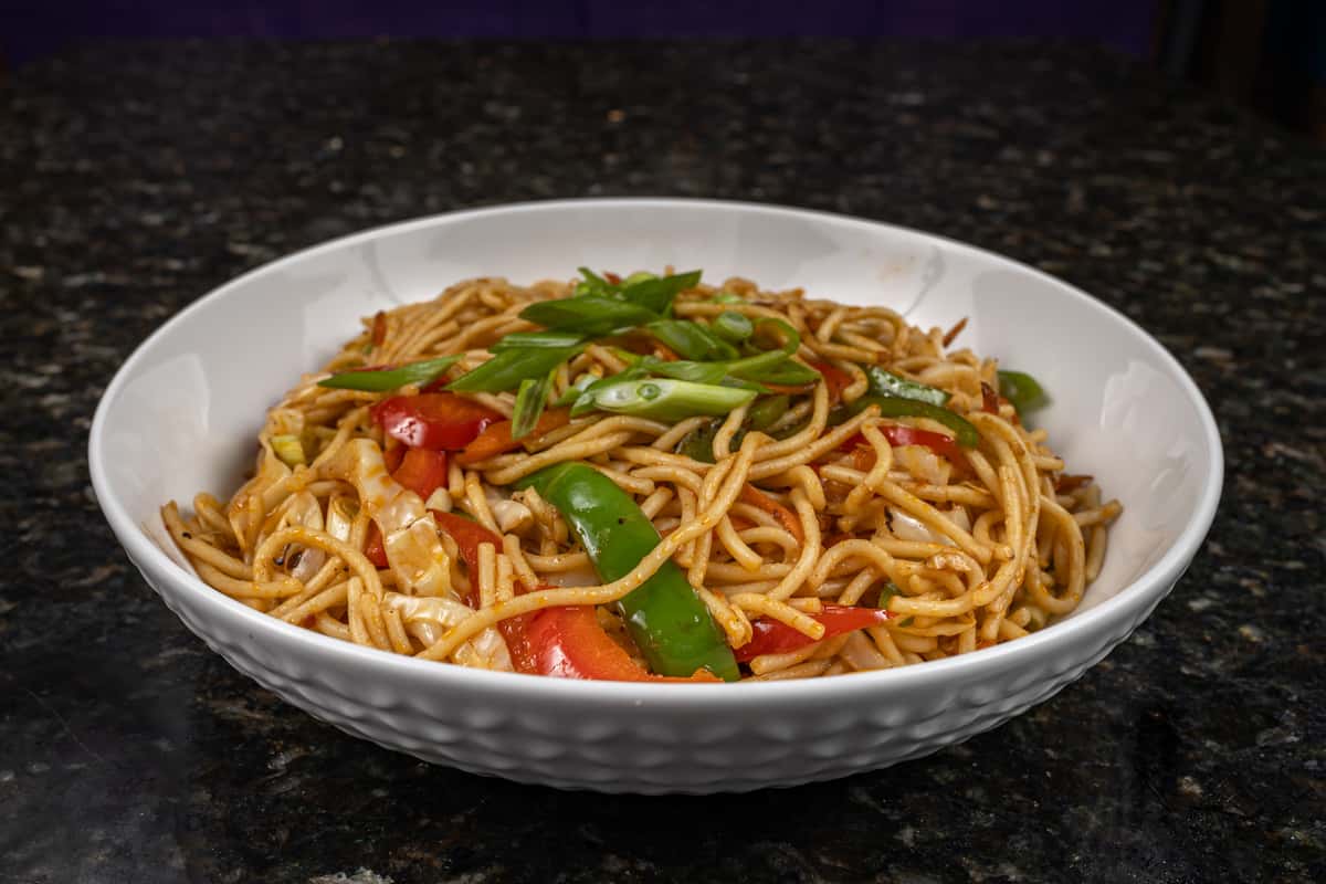 Veg Hakka Noodles
