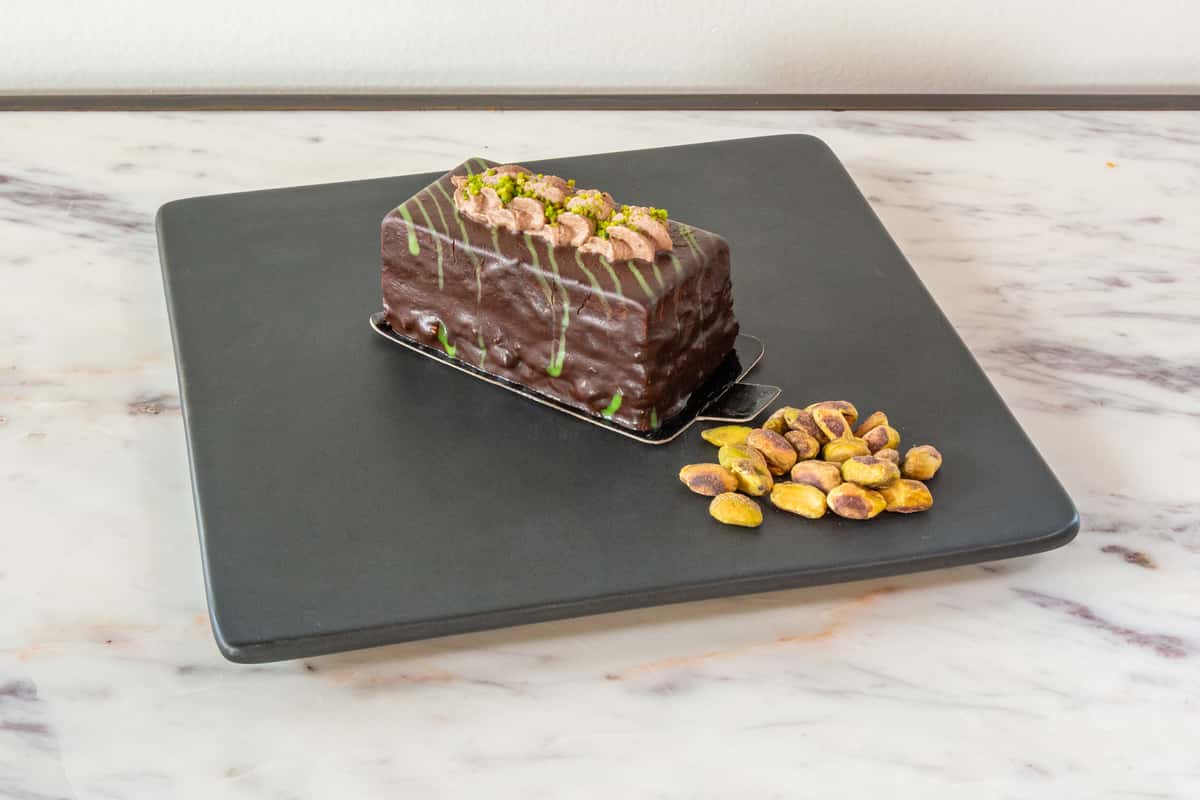 Dubai chocolate cake