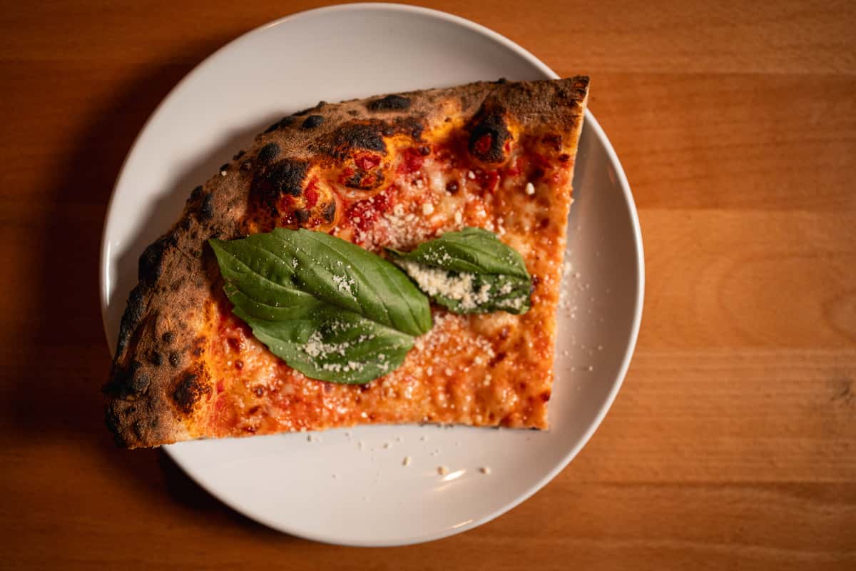 Margherita pizza