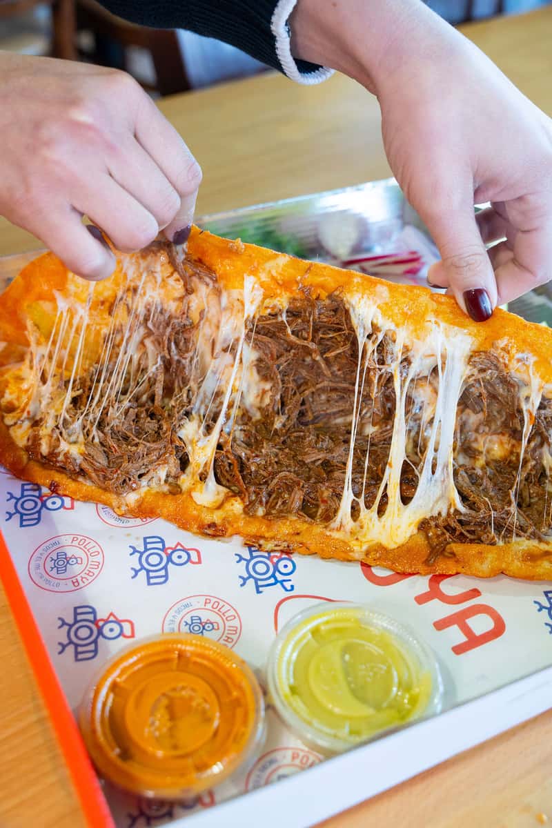 birria y queso