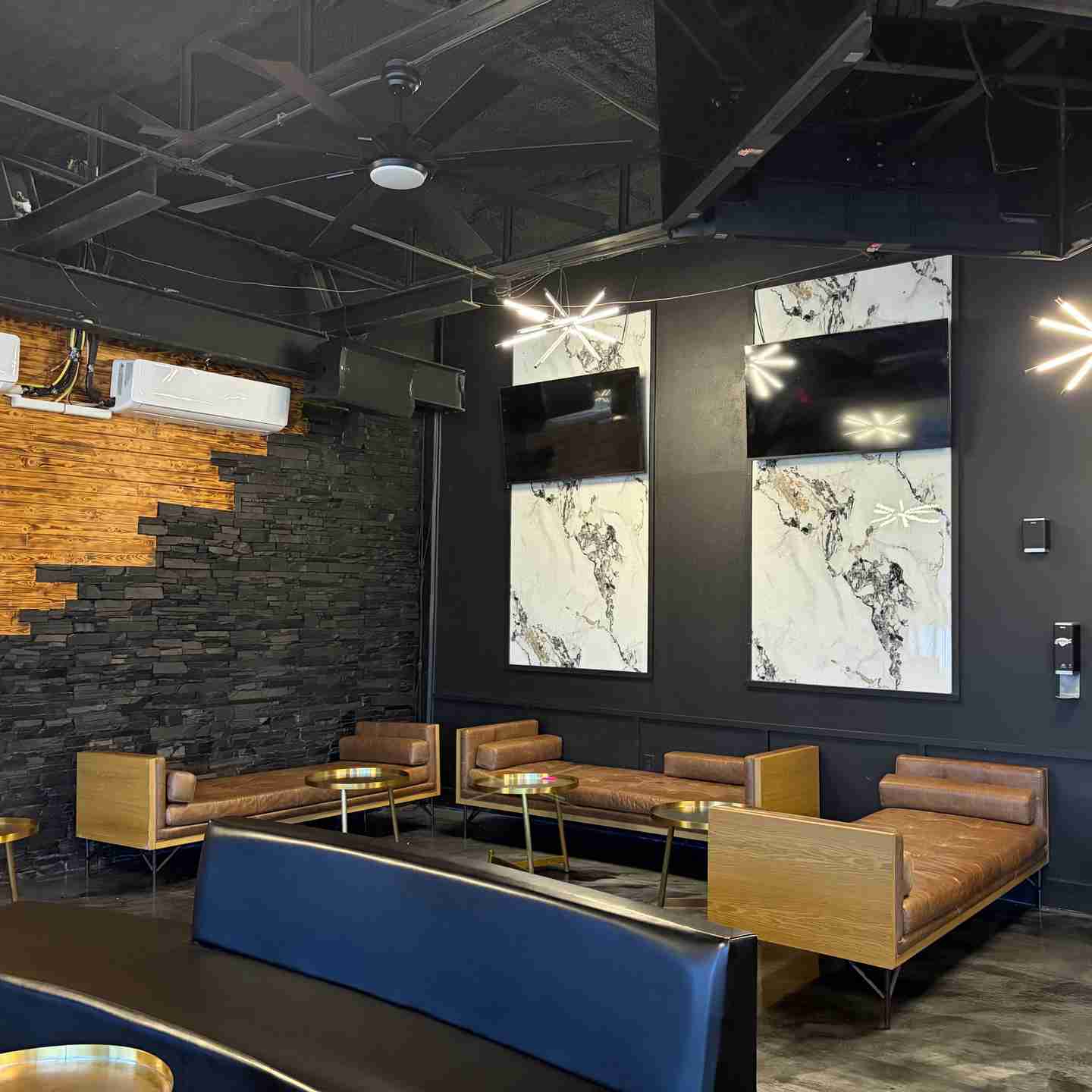 Bar photo 1
