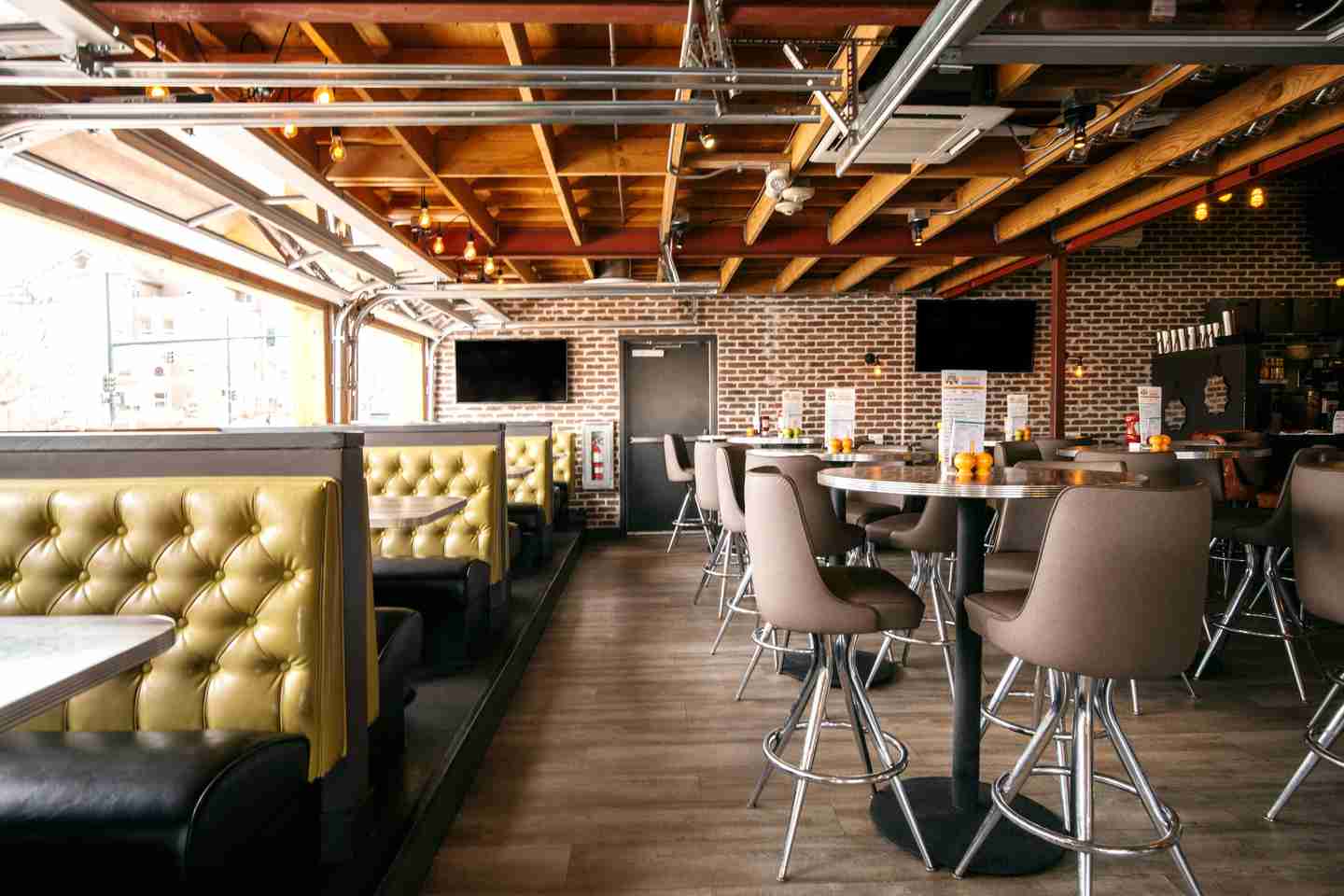 Bar photo 1