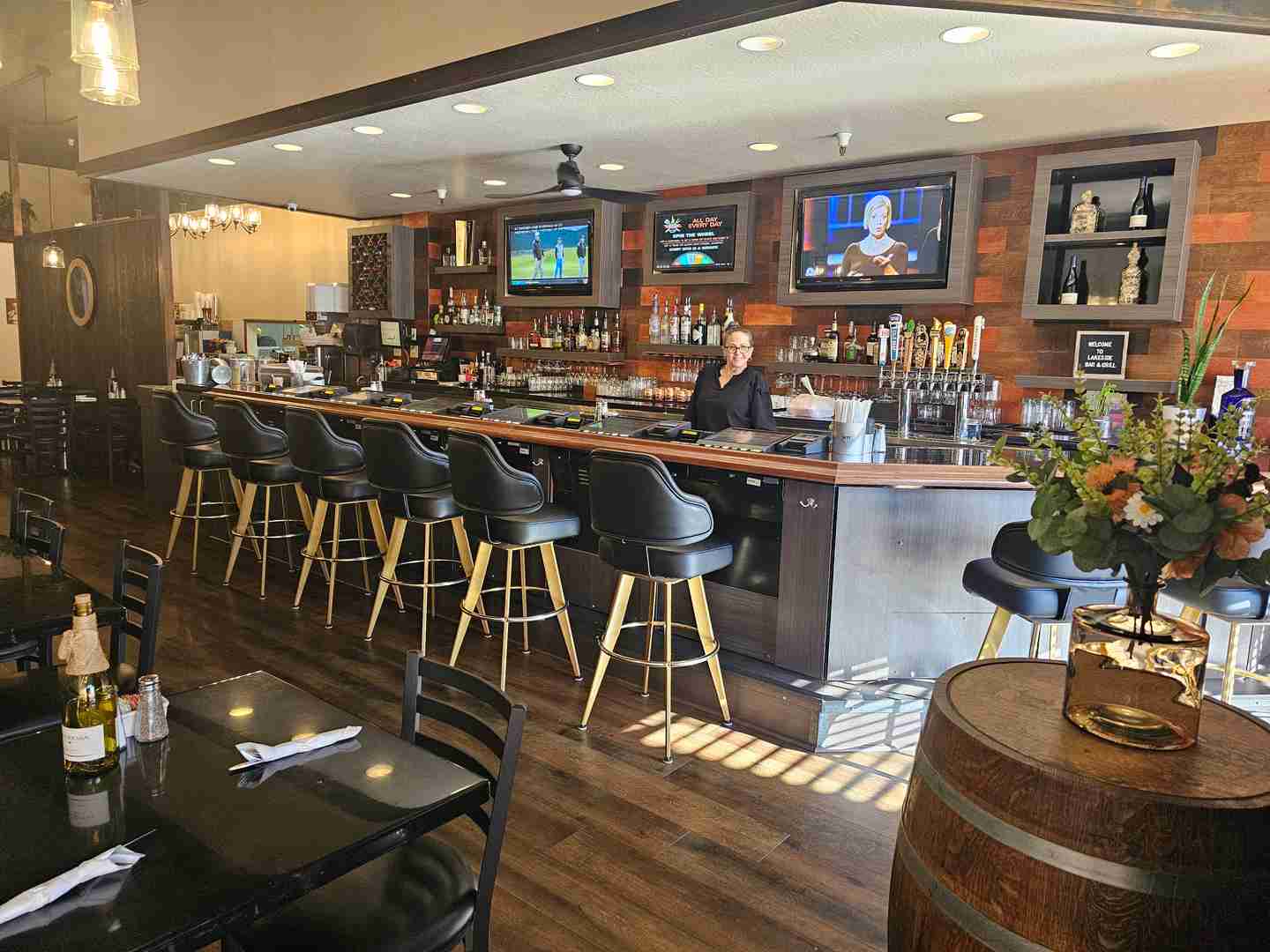 Bar photo 1