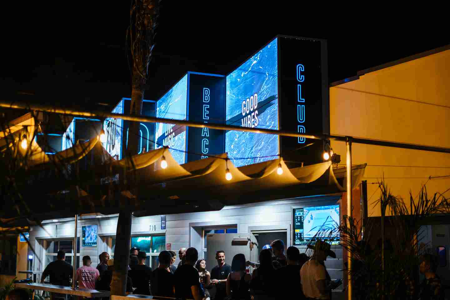 Bar photo 2