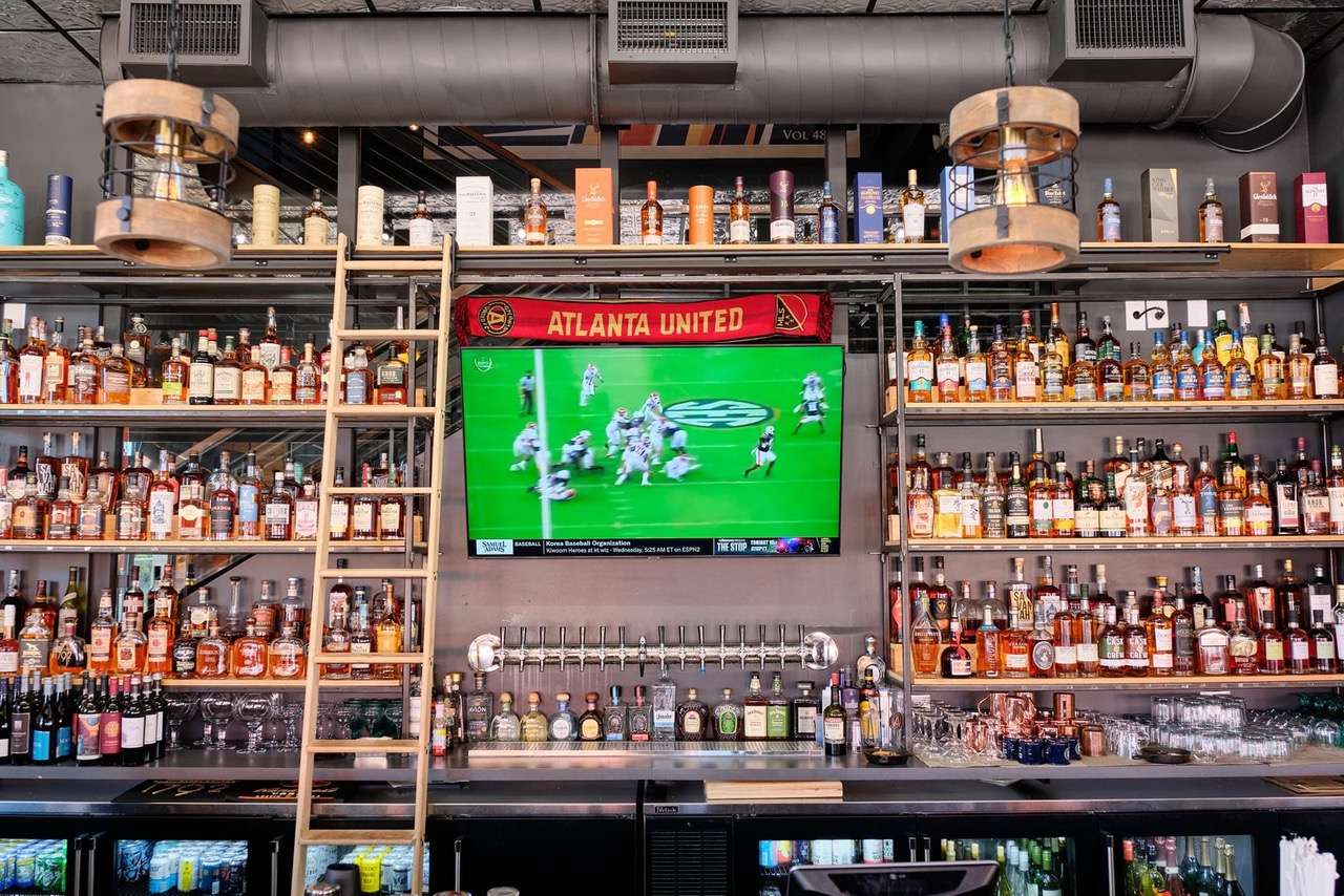 Bar photo 2