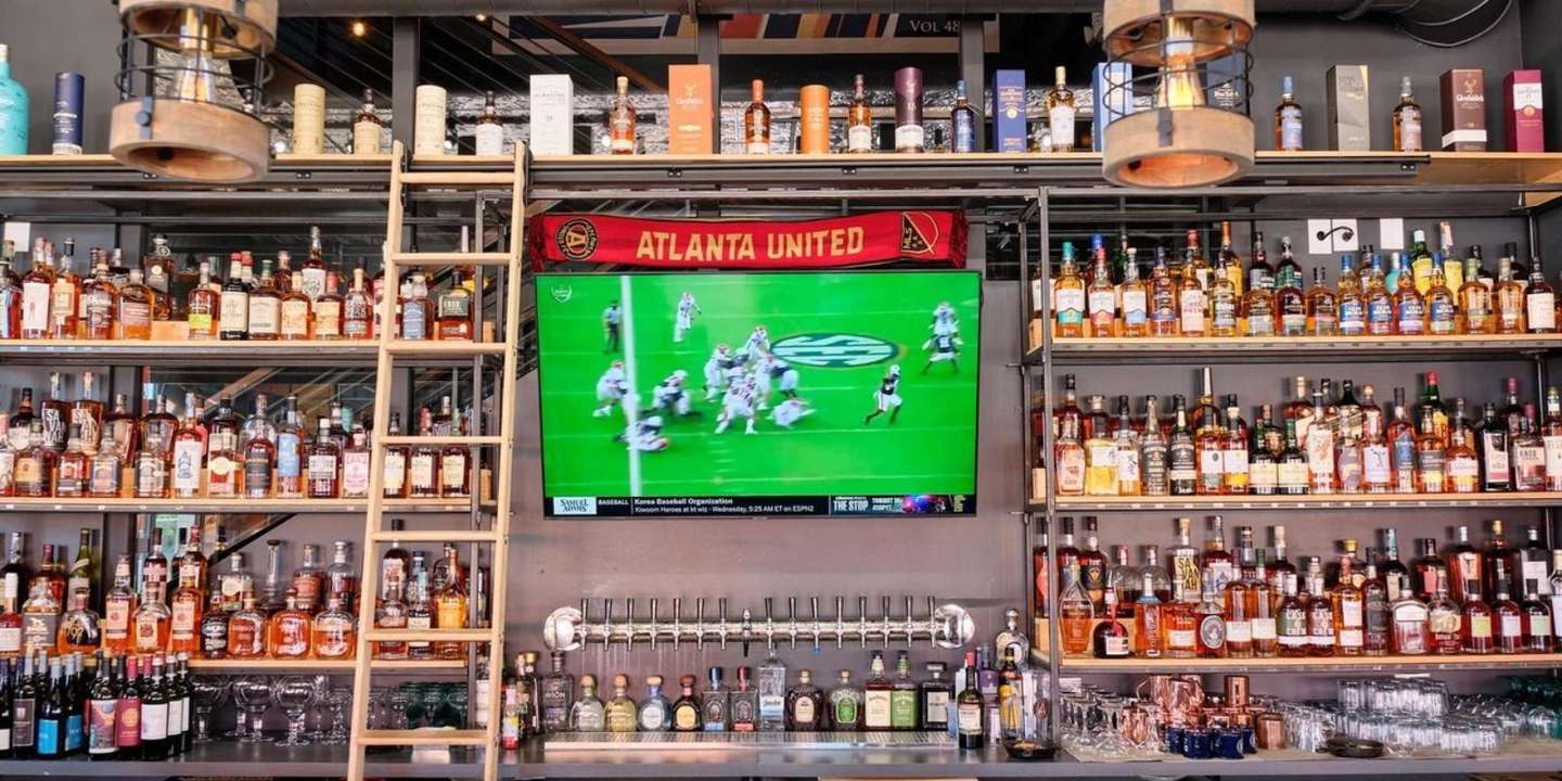Bar photo 1