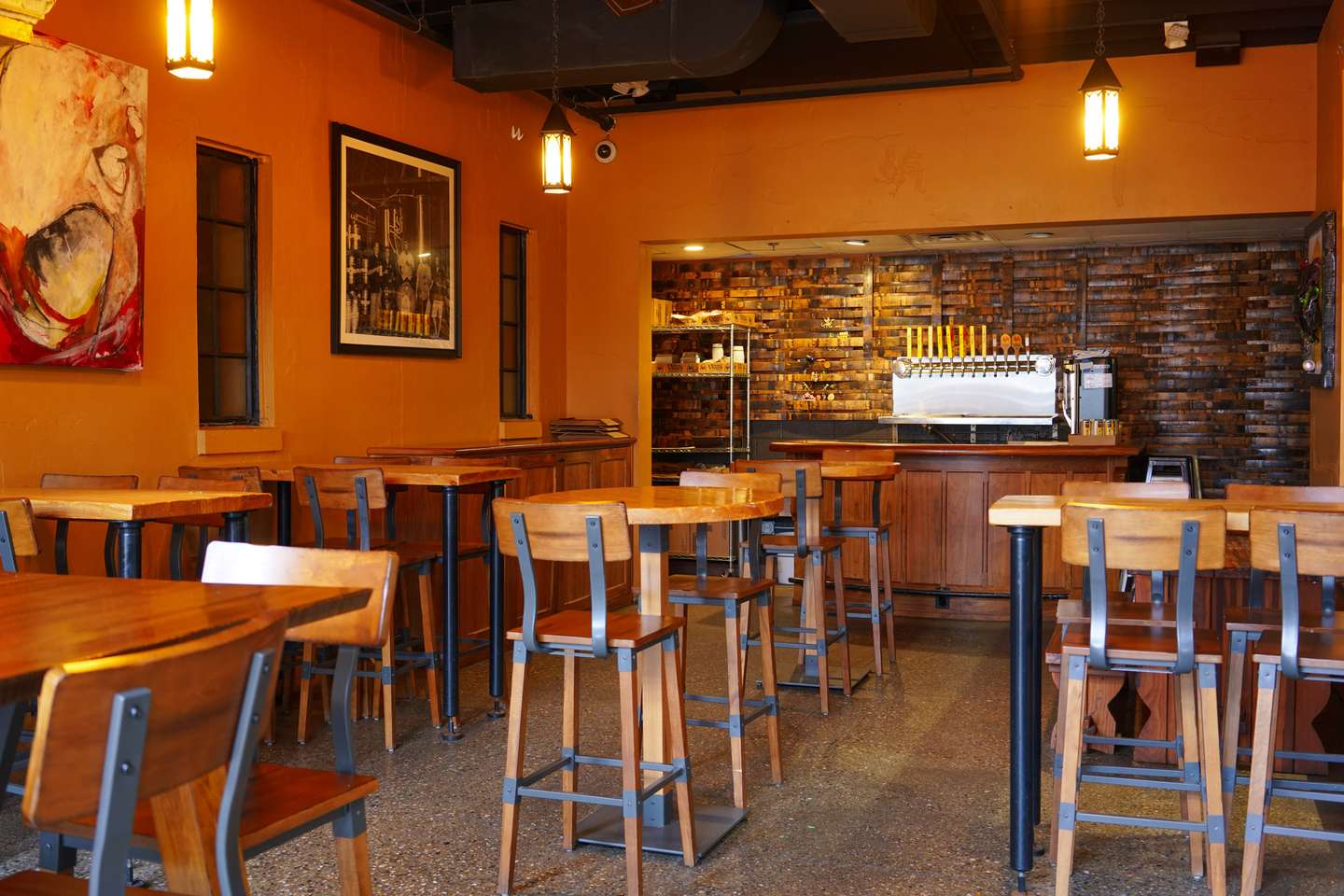 Bar photo 3
