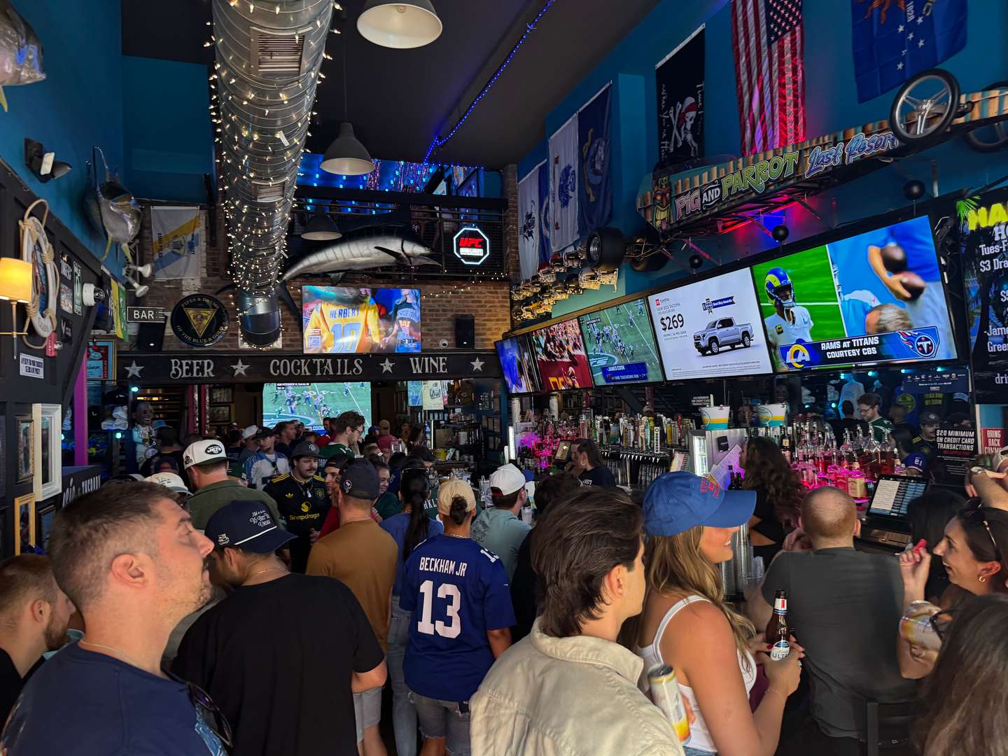 Bar photo 2