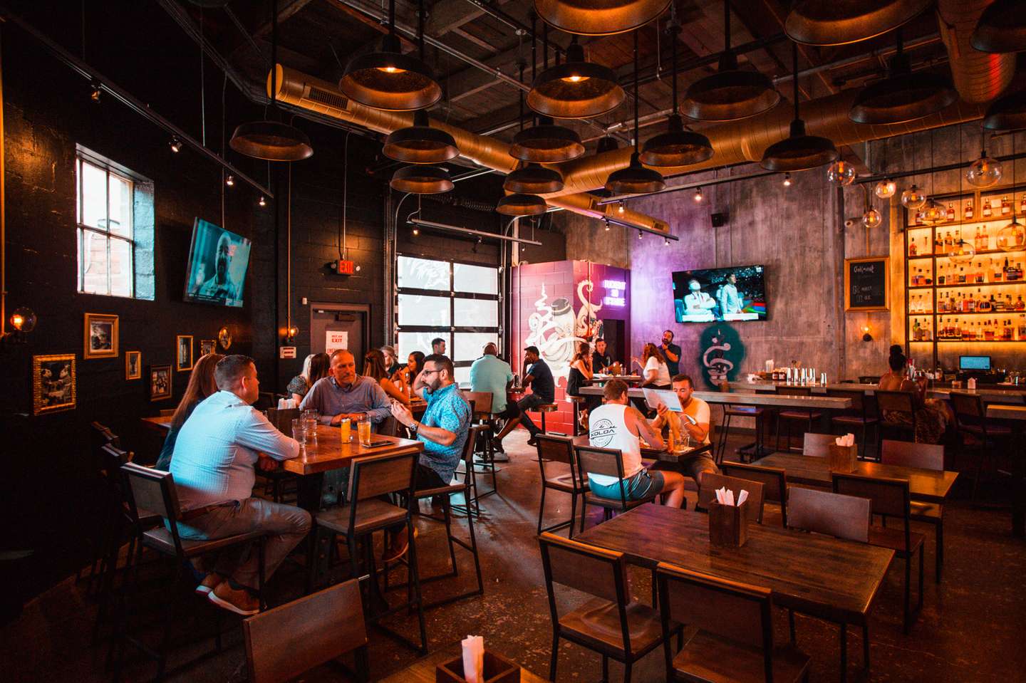 Bar photo 2