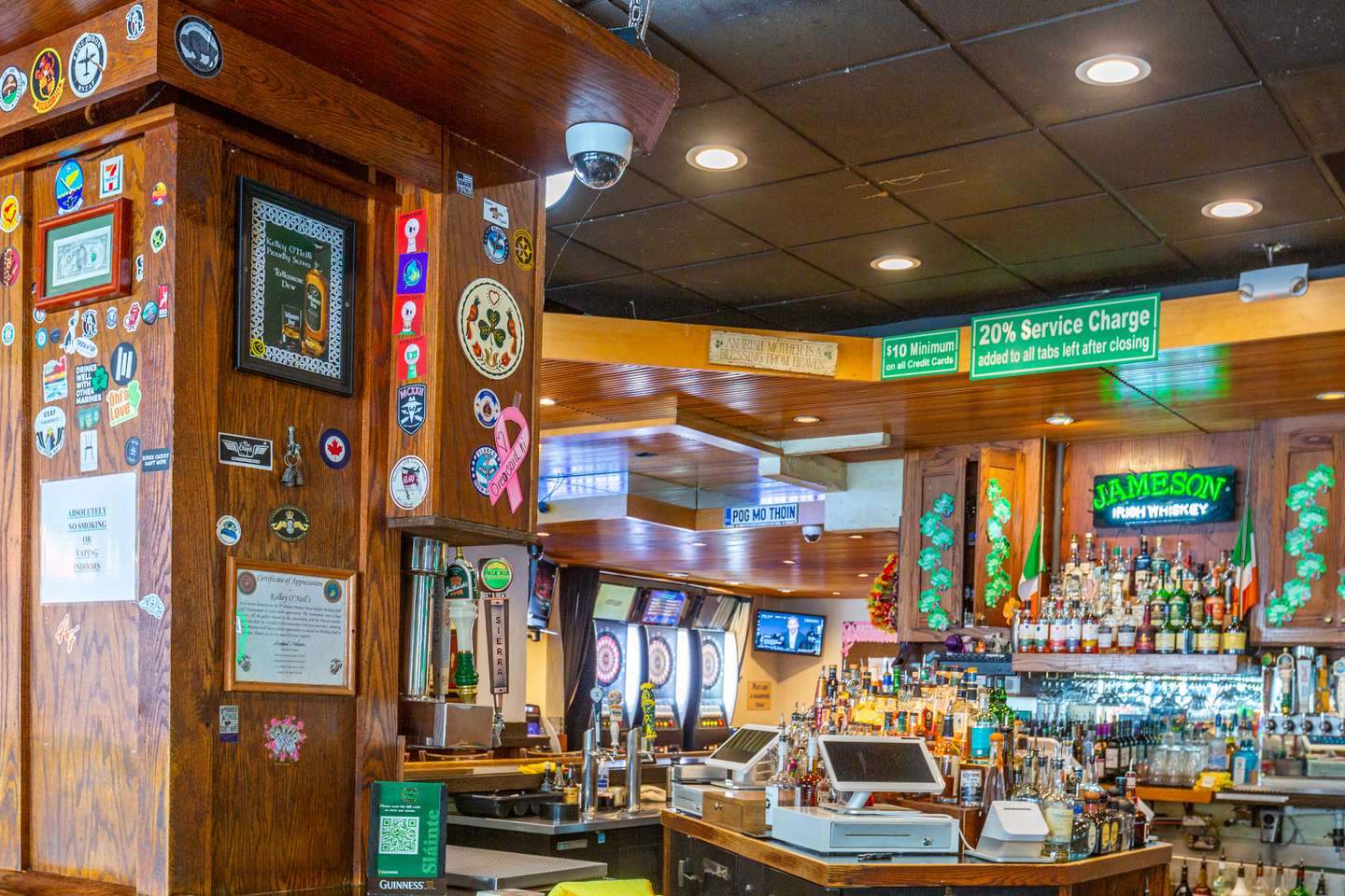 Bar photo 2