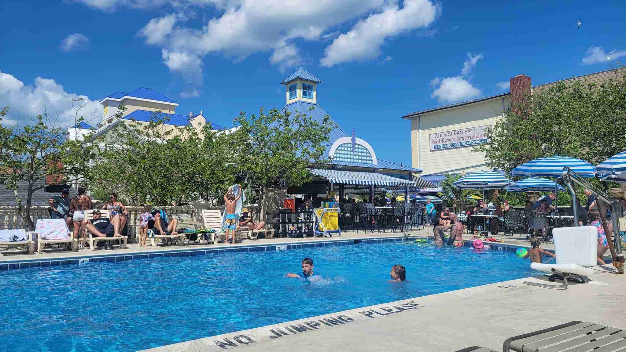 Caribbean Pool Bar