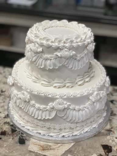 White Retro Cake
