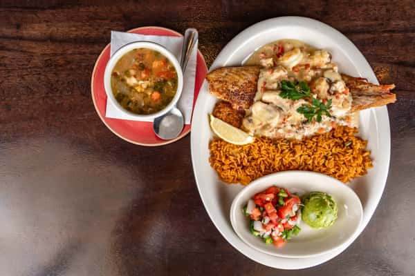 Pescado Santiago entree