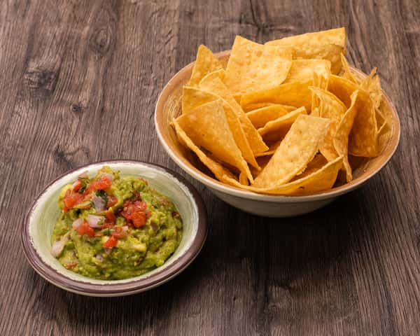 Chips & Guacamole