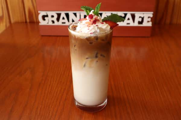 Strawberry Vanilla Iced Latte