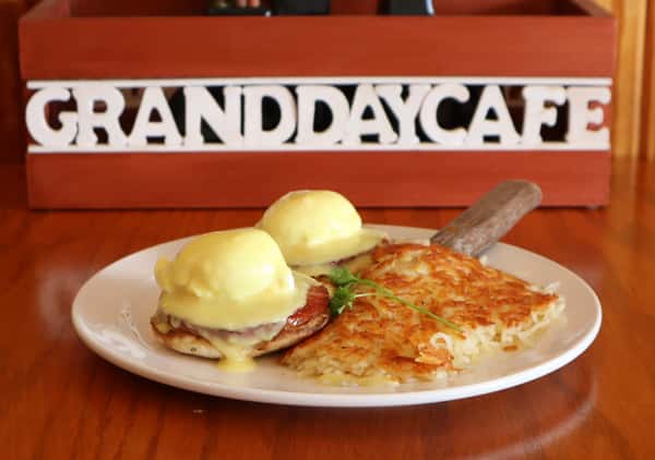 *Classic Eggs Benedict