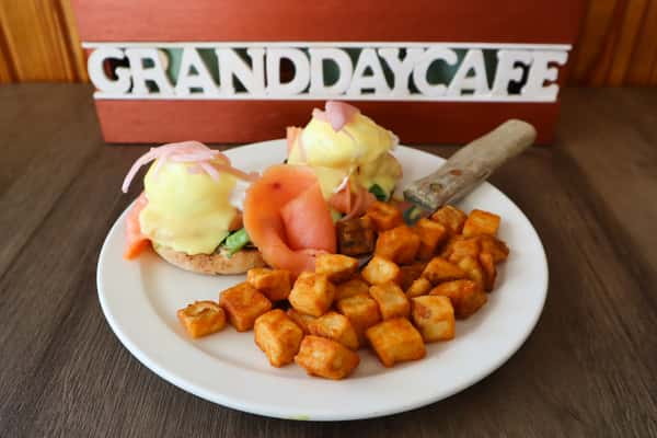 Smoked Salmon Benedict